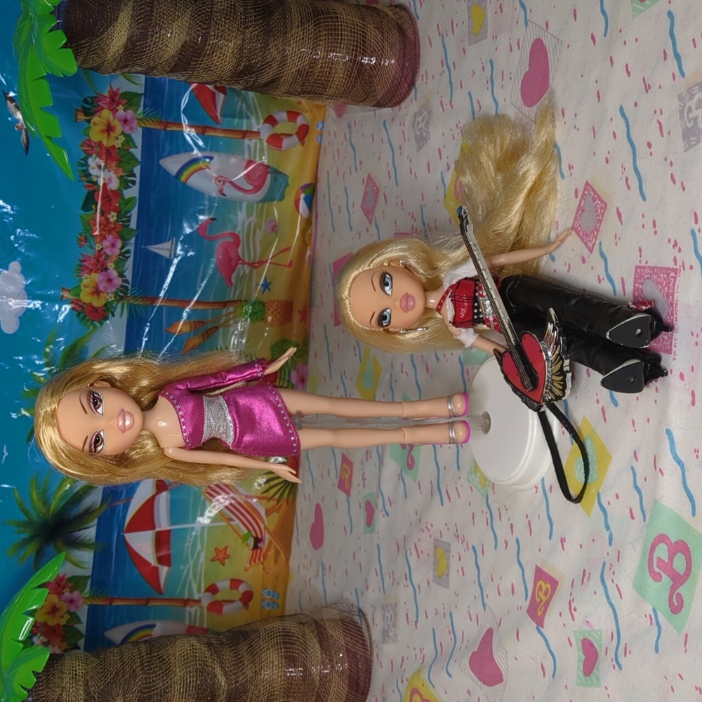 Bratz Glamour Doll Duo with Blonde Hair and Pink Dress